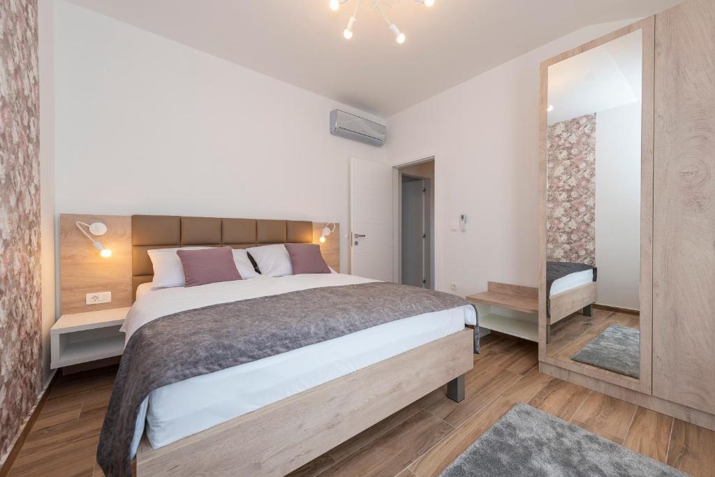 Luxury Apartments - La Vir 1 & 2 מראה חיצוני תמונה
