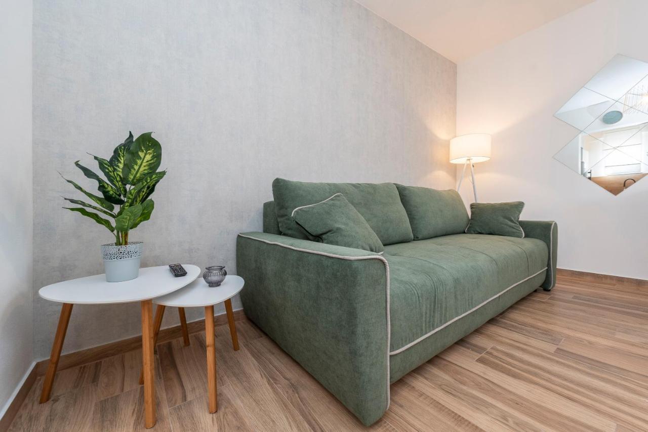 Luxury Apartments - La Vir 1 & 2 מראה חיצוני תמונה